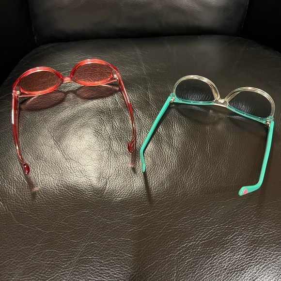 Set of two pairs of sunglasses - Betsey Johnson and Rubi. Come with cases! - Picture 2 of 6